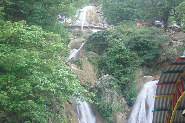 Bhatta Falls